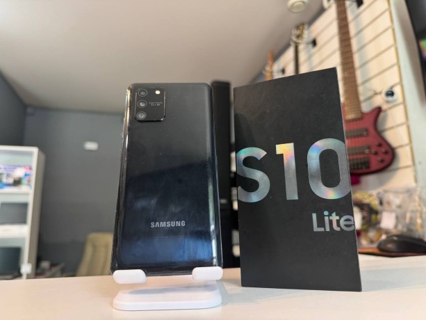 Samsung Galaxy S10 Lite