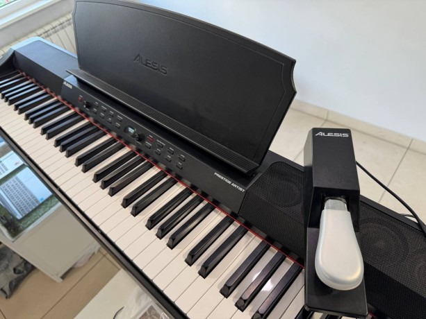 ALESIS Prestige Artist