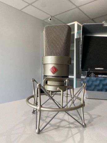 Neumann Tlm 103
