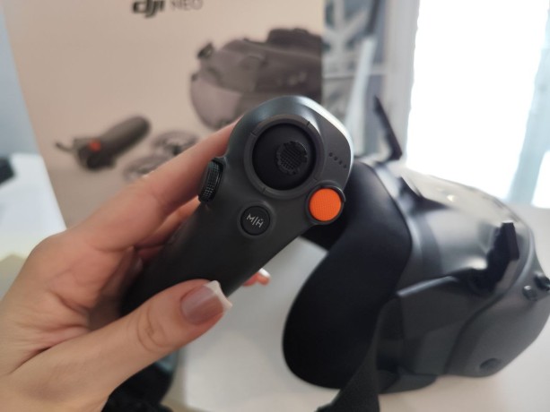 DJI Neo Motion Fly More Combo