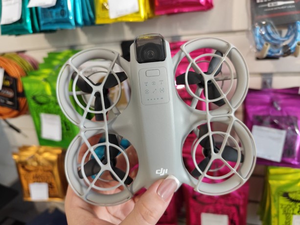 DJI Neo Motion Fly More Combo