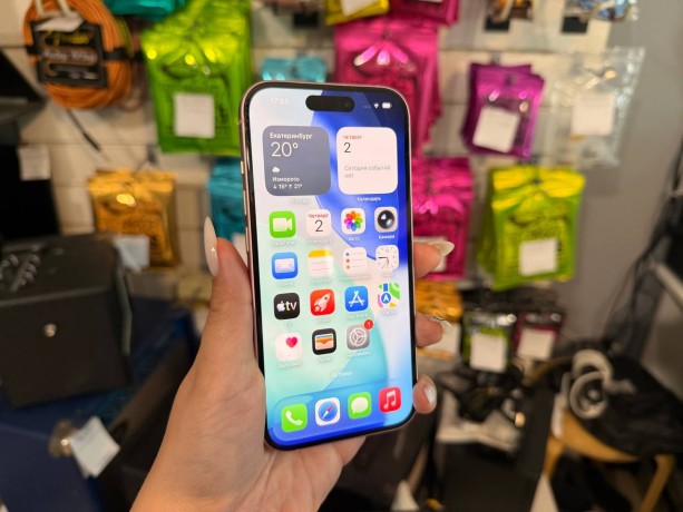 Apple iPhone 15
