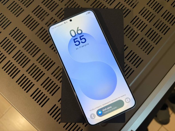 Samsung Galaxy S25 Plus