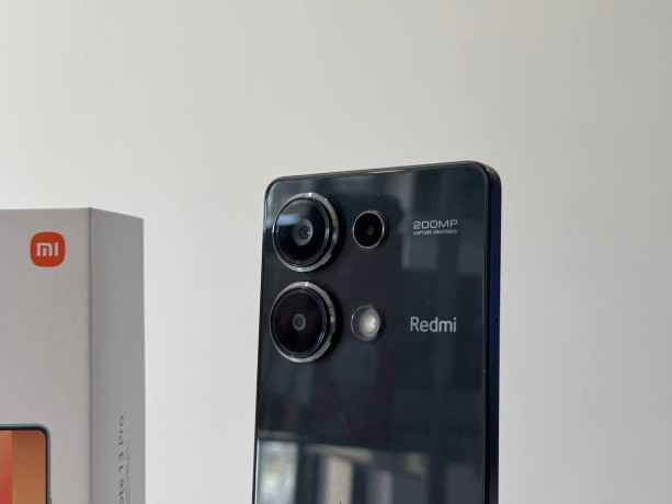 Xiaomi Redmi Note 13 Pro