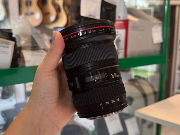 Canon Ef 16-35Mm F/2.8L II Usm