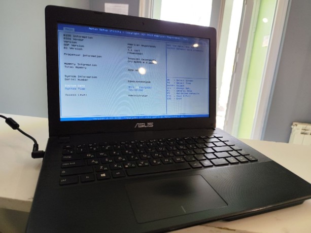 Asus X451m