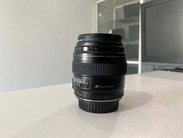 Canon Ef 85Mm F/1.8 Usm