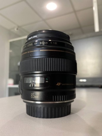 Canon Ef 85Mm F/1.8 Usm