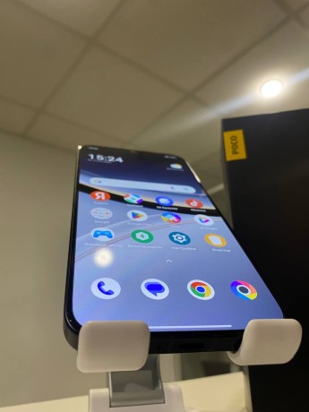 Xiaomi Poco F7