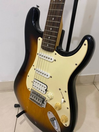 Fender Squier Bullet Strat