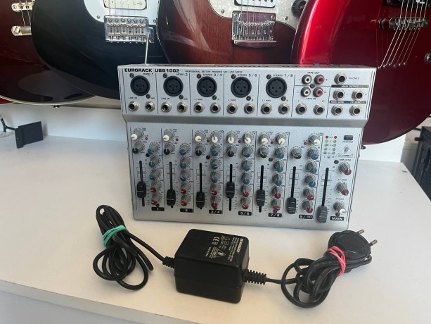 Behringer Eurorack Ubb1002