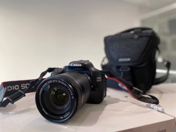 Canon Eos 600D Kit