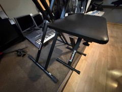 Roland Fa 08