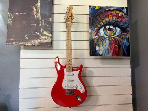Behringer Stratocaster