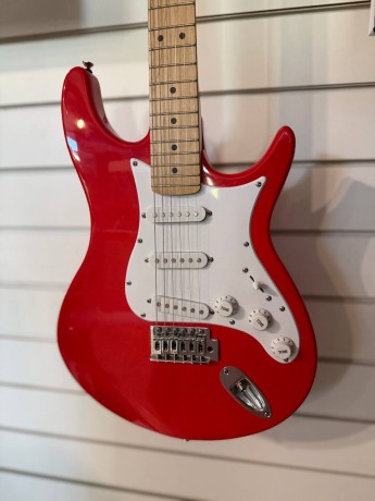 Behringer Stratocaster