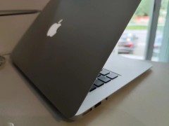 Apple Macbook Air 13 2013
