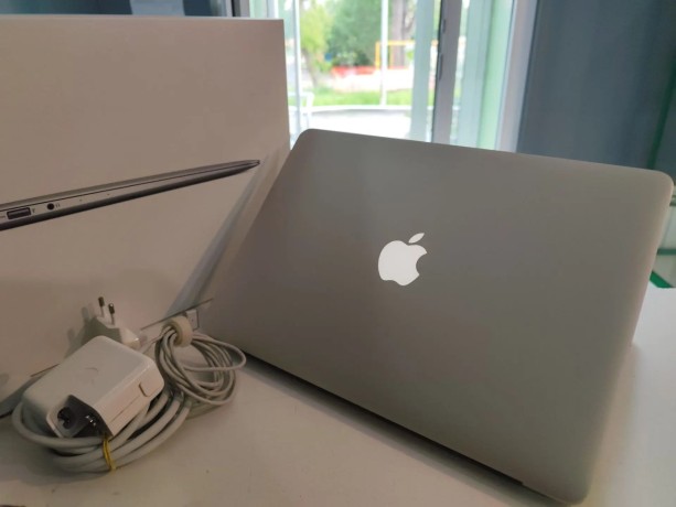 Apple Macbook Air 13 2013