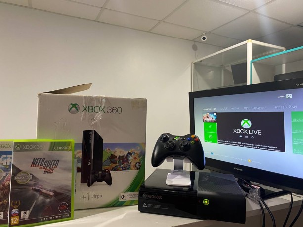 Microsoft Xbox 360 E