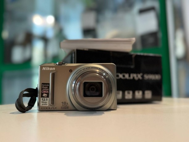 Nikon Coolpix S9100
