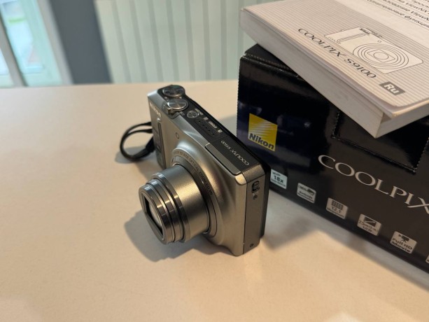 Nikon Coolpix S9100