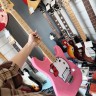 Fender Squier Hello Kitty