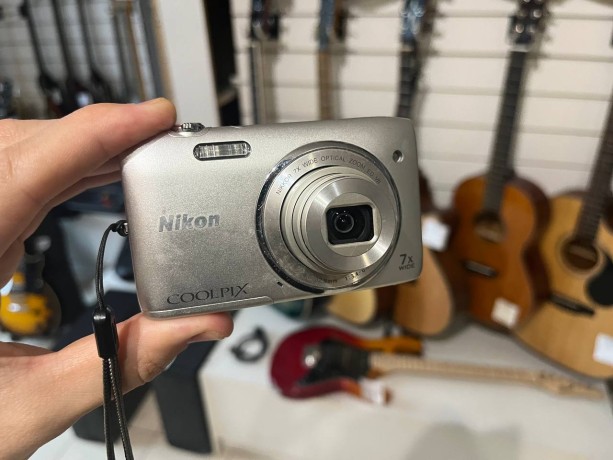 Nikon Coolpix S3500