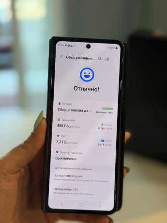 Samsung Galaxy Z Fold 4