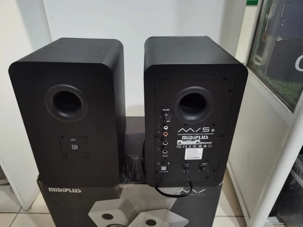 Midiplus MI5 II
