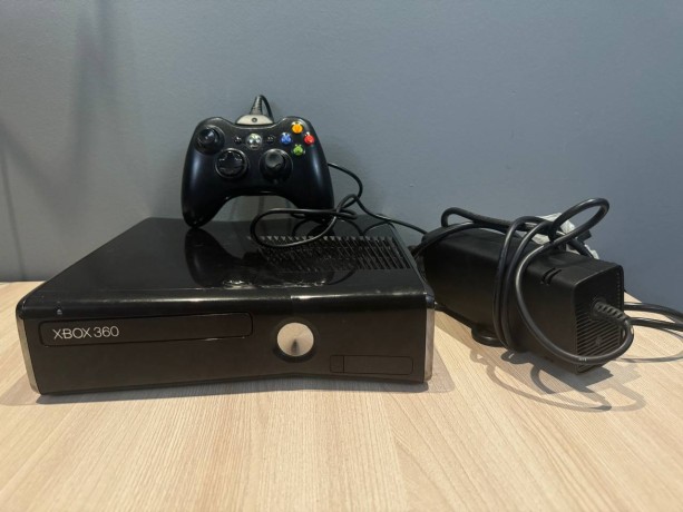 Microsoft Xbox 360 S