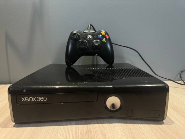 Microsoft Xbox 360 S