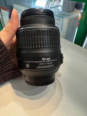 Nikon 18-55Mm F/3.5-5.6G Af-S Vr