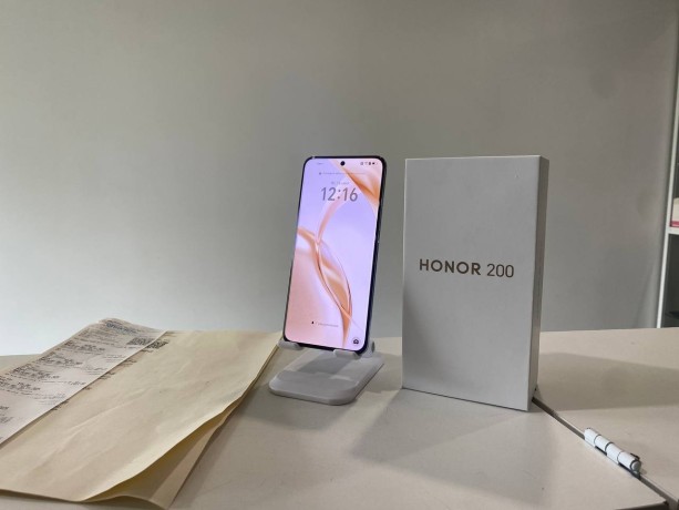 Honor 200
