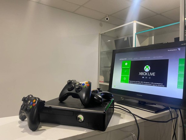 Microsoft Xbox 360 S