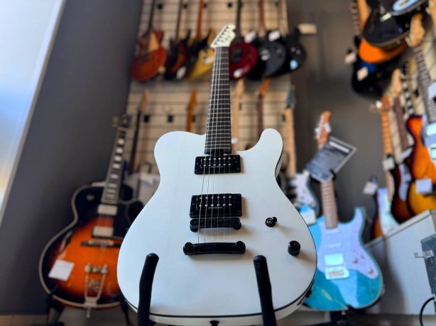 Charvel Joe Duplantier Signature Pro-Mod San Dimas Style 2 Hh E Satin White