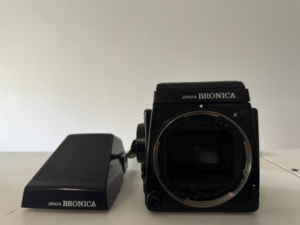 Zenza Bronica Gs-1