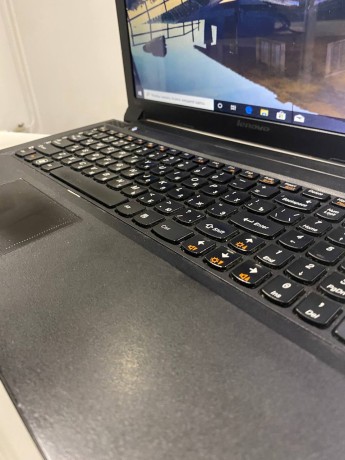 Lenovo B570e