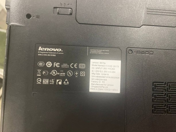Lenovo B570e