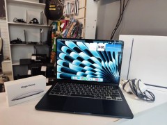 Apple Macbook 13 M2 2022