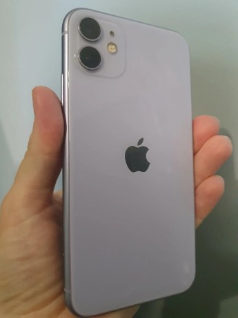 Apple iPhone 11