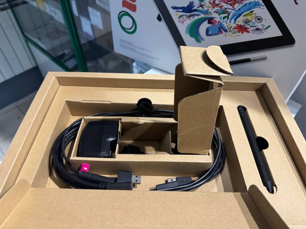 Wacom One Creative Pen Display