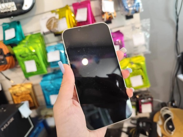 Apple iPhone 14