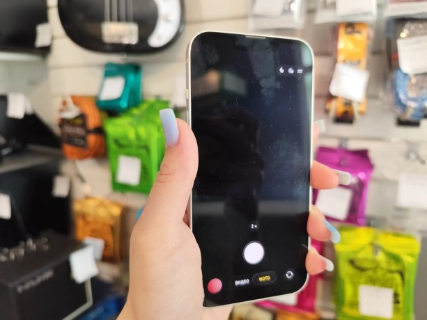 Apple iPhone 14