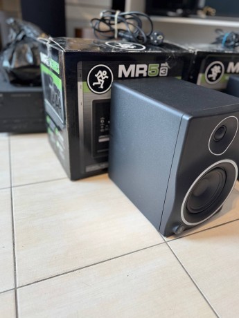 Mackie Mr5 Mk3