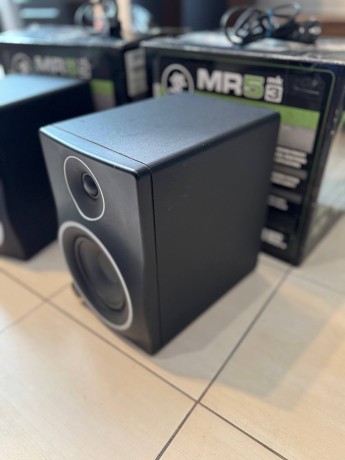 Mackie Mr5 Mk3