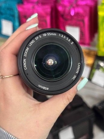 Canon Ef-S 18-55Mm