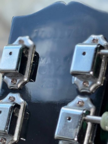 Gibson Memphis Es-335 Custom Shop "No F-Holes"