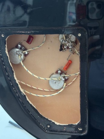 Gibson Memphis Es-335 Custom Shop "No F-Holes"