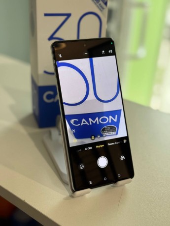Tecno Camon 30