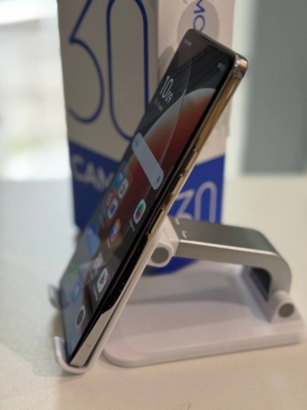 Tecno Camon 30