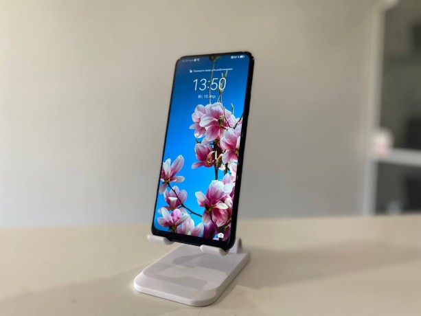 Huawei Nova Y72